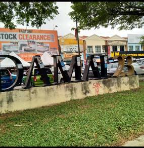 Alam Damai face Mainroad 1st Floor