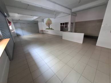 Kelana Jaya SS6 Ground Shop 2000 Sf In Petaling Jaya for Rent