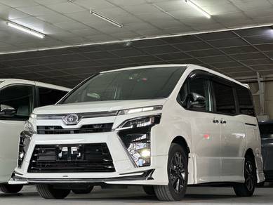 Toyota VOXY 2.0 ZS KIRAMEKI 2