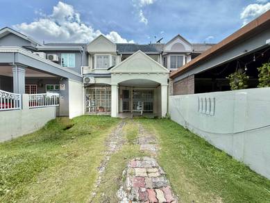 Double Storey Terrace Bandar Tun Hussein Onn Cheras, Selangor