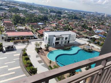 Affordable pool view High unit for Sale @ Sky Habitat Meldrum Hills