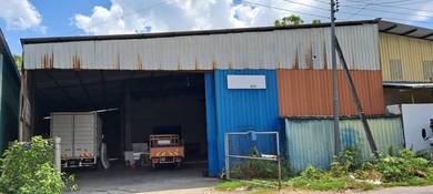 Bintawa  2 storey semi detached warehouse fully cover