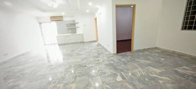 New painted Endah Villa Sri Petaling can convert Dual Key for sale