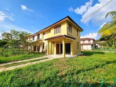 HUGE LAND CORNER LOT Double Storey Terrace Bukit Sentosa Rawang