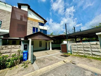 CORNER | 5586sf | 9R9B 3 Storey Semi-D House Laman Seri Seksyen 13