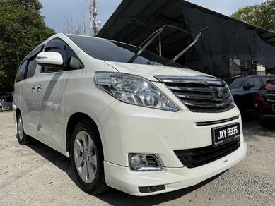 Toyota ALPHARD 2.4 Pilot Seats Sunroof Local(A)-14