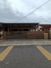 Fully Renovated, Facing Field