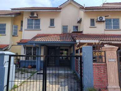 Partly Furnished Double Storey At Seksyen 15, Bangi