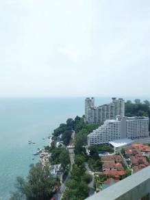 Fully furnished, high floor with stunning sea view!