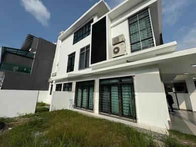 Opal Mutiara Mas(Skudai) 2.5 Storey Cluster House