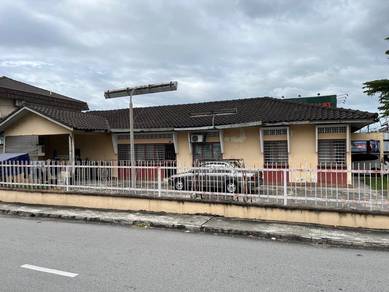 Petaling Jaya Old Town Corner Bungalow Shop for Rent