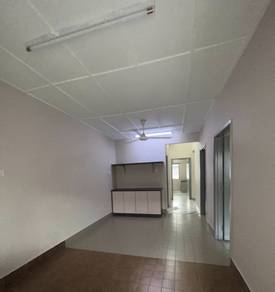 Jln SD3 Bdr Sri D'sara Single Storey House To Let