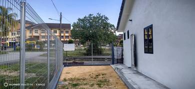 Fully Extend & Renovated Nice Single Storey Terrace House for Sale