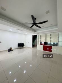 Modern Renovated & Furnishe Double Story for RENT @ Tmnn Desawan Klang