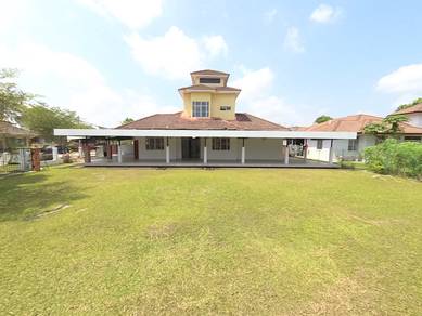 [Spacious Land  Area 7252sqft & RENOVATED] Puncak Alam