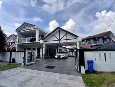 RENOVATED | CORNER | FACING Open 5R3B 2T Terraced Seksyen 7, Shah Alam