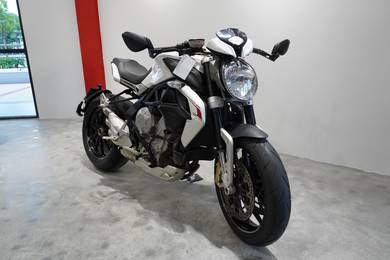 MV Agusta Dragster 800 2014