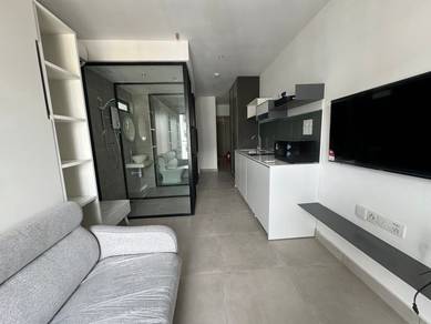 DK impian Subang ( furnished studio yard) WIFI