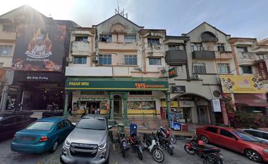 Shah Alam Seksyen 7 MAIN ROAD ROI 6% 2 Adjoin Side By Side 3.5sty Shop
