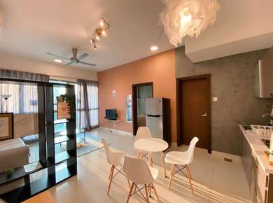 3R2B Cyberjaya Freehold Condo【Fully Furnish & Full Loan】Dkt MRT & Uni!