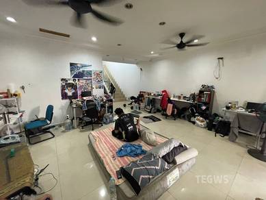 Taman Berkeley, Klang -1.5 Storey House For Sale