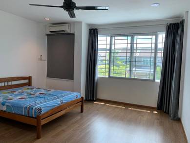 Huge cozy bedroom unicentral Kota samarahan