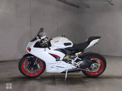 2025 Unreg Ducati Panigale V2 "Like New Mileage 2K