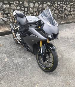 Yamaha R15 ( 2020 )
