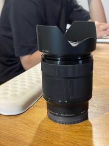 Sony 28-70 kit lens f3.5-5.6