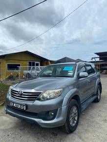 Toyota FORTUNER 2.7 V (A)