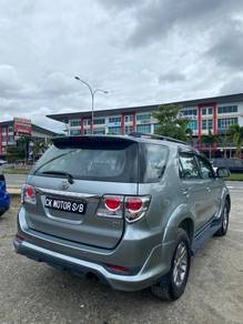 Toyota FORTUNER 2.7 V (A)