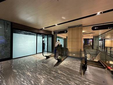 Ground Retails for rent in Dc Mall !