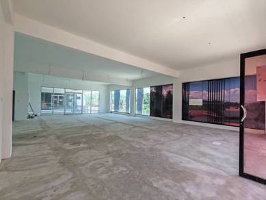 Suria Inanam 1st Floor Corner