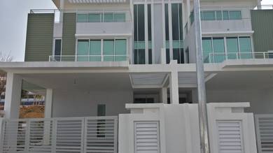 Raffles 1818 - 3 storey semi-detached for sale at Bukit Gambier
