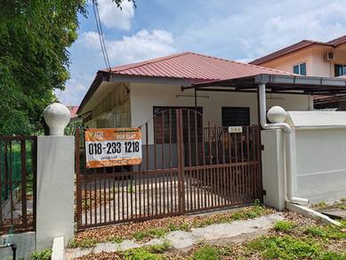 For Rent - Taman Pasir Pinji Detached Village House
