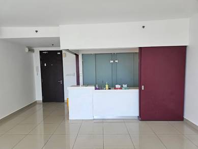 Trefoil Setia alam ( partial furnished studio ) Parking
