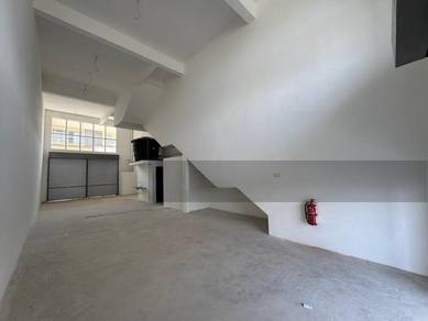 Kawasan Perindustrian Pasir Gudang - New 3.5 Storey Shop Lot for Rent
