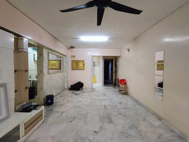 Sentul Utama Kuala Lumpur vacant to move in asap middle floor