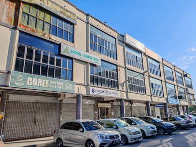 Ground Floor Intermediate Shoplot For Rent! at Jalan Keretapi