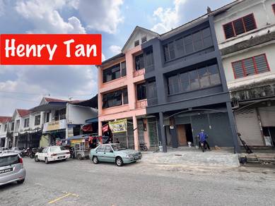 3 Sty Shoplot For Rent Taman Jawi Jaya, Sungai Jawi near to Jawi Tol