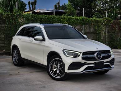 Mercedes Benz GLC300 4MATIC AMG LINE 2.0L (A)