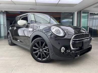 Mini COOPER S 2.0L (A) Harmon Kardon Sounds