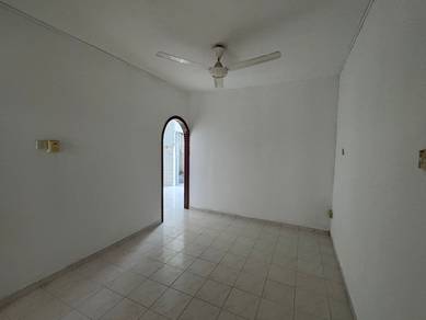 Flat Taman Bukit Mewah Kajang Freehold Tkt 1 Renovated 100% Loan 0 Dp