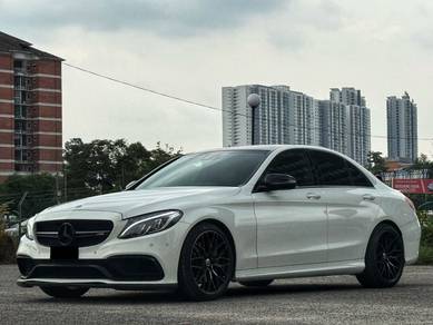 Mercedes Benz C250 2.0 AMG RED INTERIOR C&C