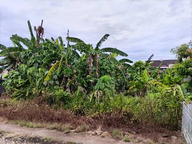 Prime land behind Taipan commercial centre
