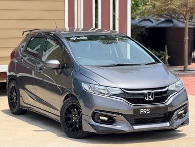 Honda JAZZ 1.5 V (A) 3 YRS WARRANTY