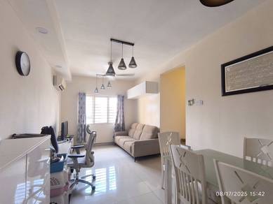 Walking Distance LRT @ [Corner Unit] Putra Suria Residensi, Cheras