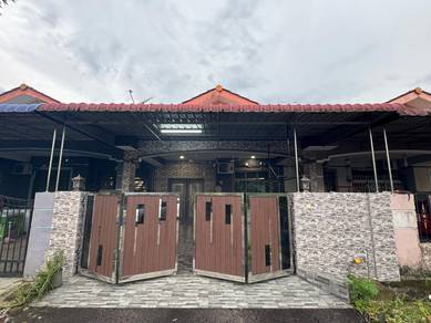 Single Storey Fully Renovated Terrace House For Rent