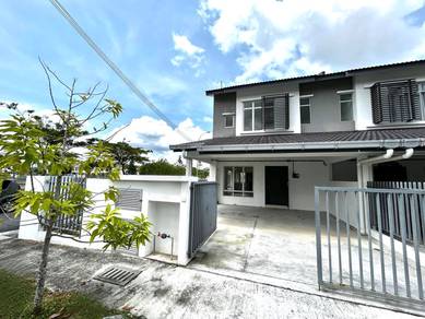 Iringan Bayu Double Storey End Lot ( D'Aury)