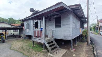 Rumah Lot Sesebuah Untuk Dijual Di Kg Baru Kuantan(Kg Tengah,Teruntum)